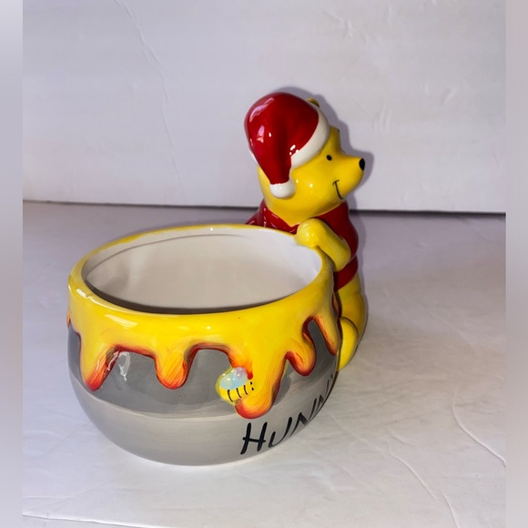NEW - Disney Winnie the Pooh Christmas Serving Bowl - Picture 5 of 11